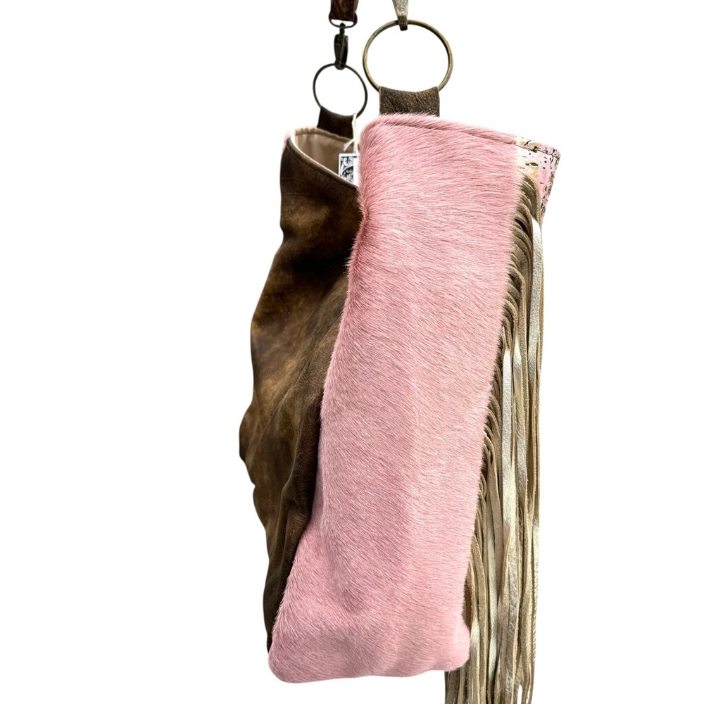 ๐ Keep it Gypsy Shoulder Bag Gold Pink Fringe - Picture 9 of 16